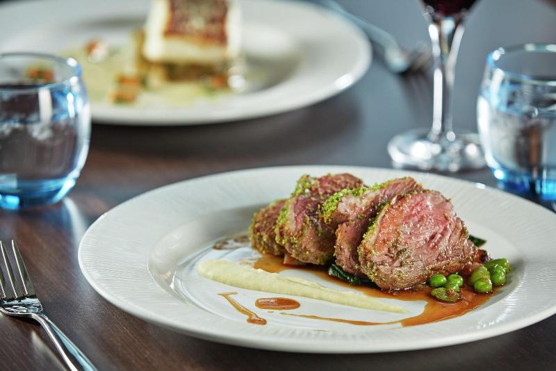 Barnett Hill - Luxury Hotel - Restoran