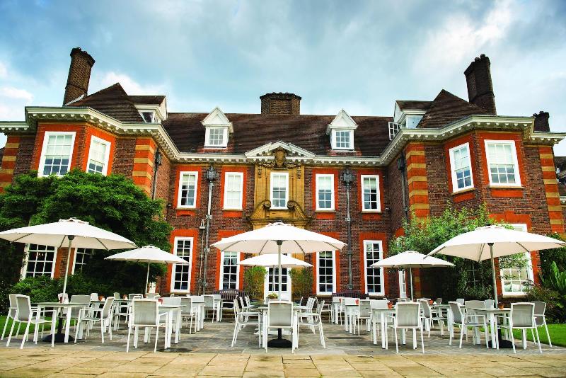 Barnett Hill - Luxury Hotel - Teras