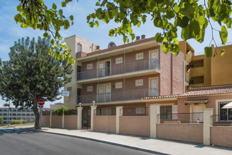 Naika Studios & Apartments - Genel