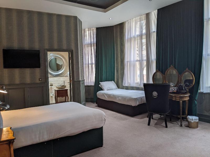 The Exchange Hotel - Oda