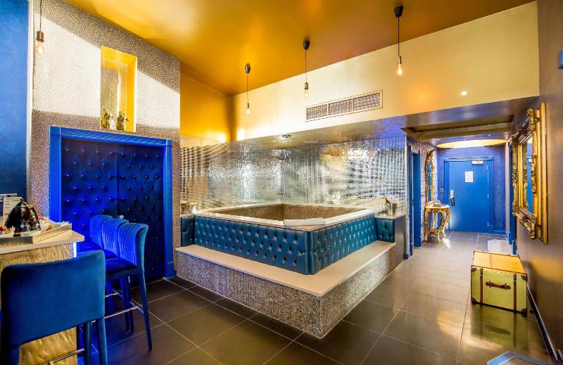 Arthouse Hotel - Genel