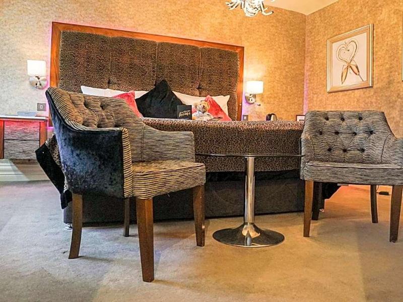 Cranleigh Boutique - Genel