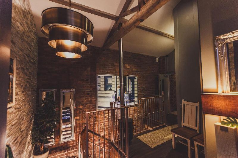 The Cow Hollow Hotel - Lobi