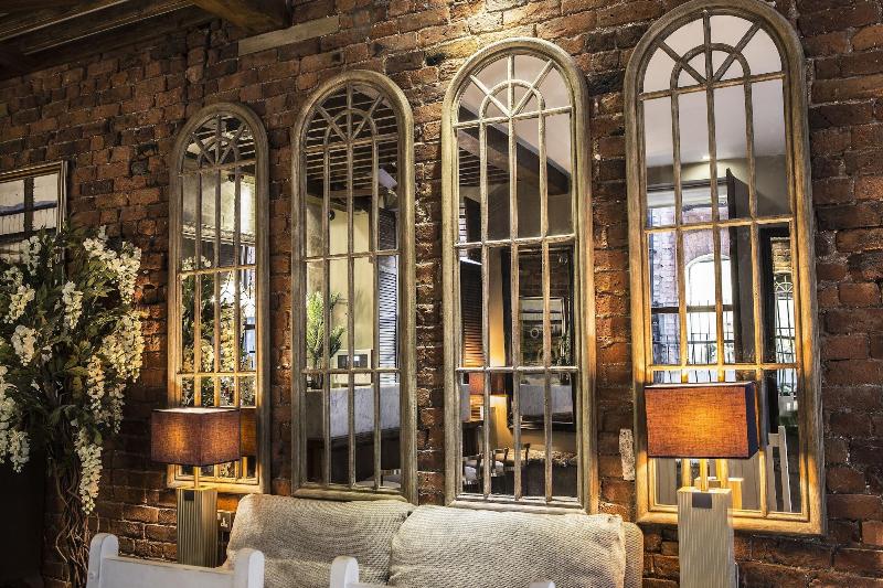The Cow Hollow Hotel - Lobi