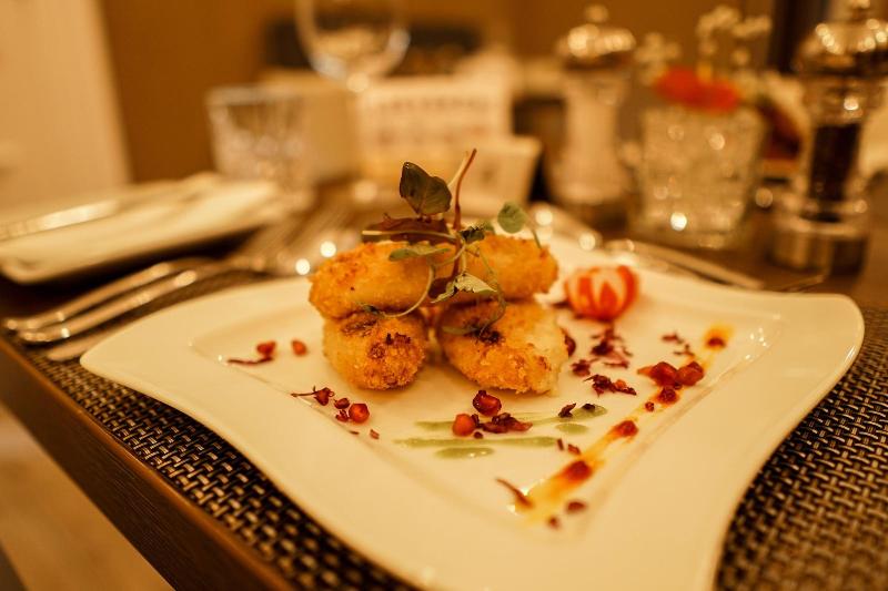 Halvard Hotel - Restoran