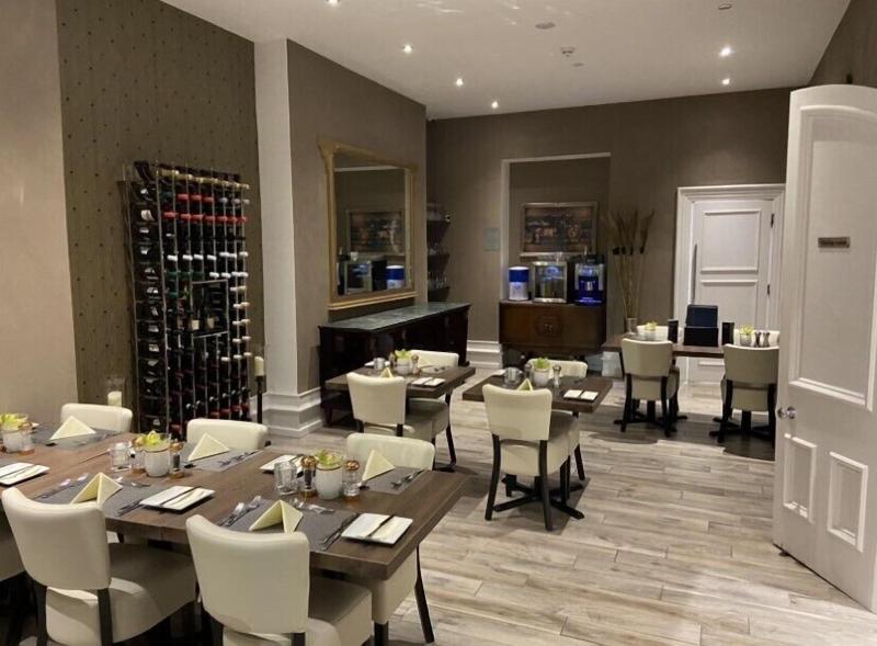 Halvard Hotel - Restoran