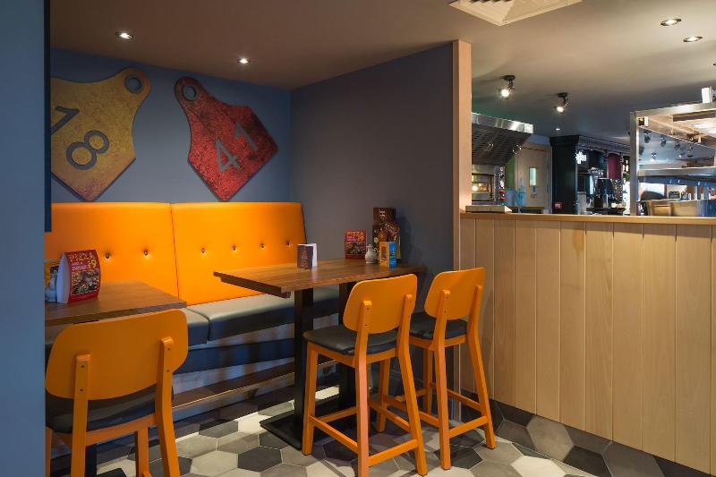 Raven's Cliff, Motherwell by Marston's Inns - Restoran