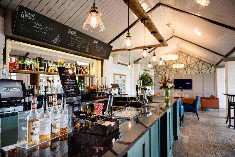 The Stratford Park Hotel & Golf Club - Bar