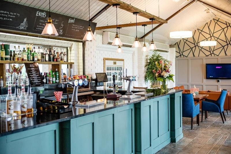 The Stratford Park Hotel & Golf Club - Bar