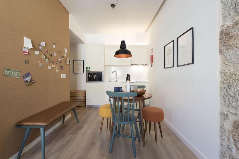 Bloom House By Sweet Porto - Oda