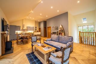 The Whispering Pine Lodge fotoÄŸrafÄ±
