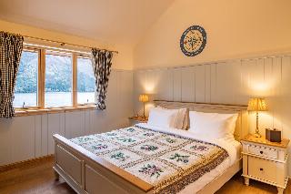 The Whispering Pine Lodge fotoÄŸrafÄ±