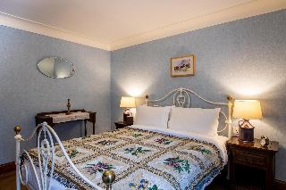 The Whispering Pine Lodge fotoÄŸrafÄ±
