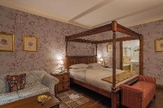 The Whispering Pine Lodge fotoÄŸrafÄ±
