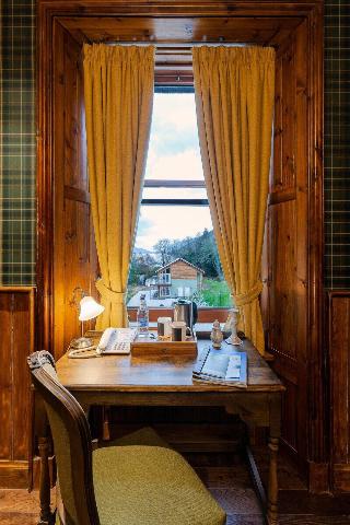 The Whispering Pine Lodge fotoÄŸrafÄ±