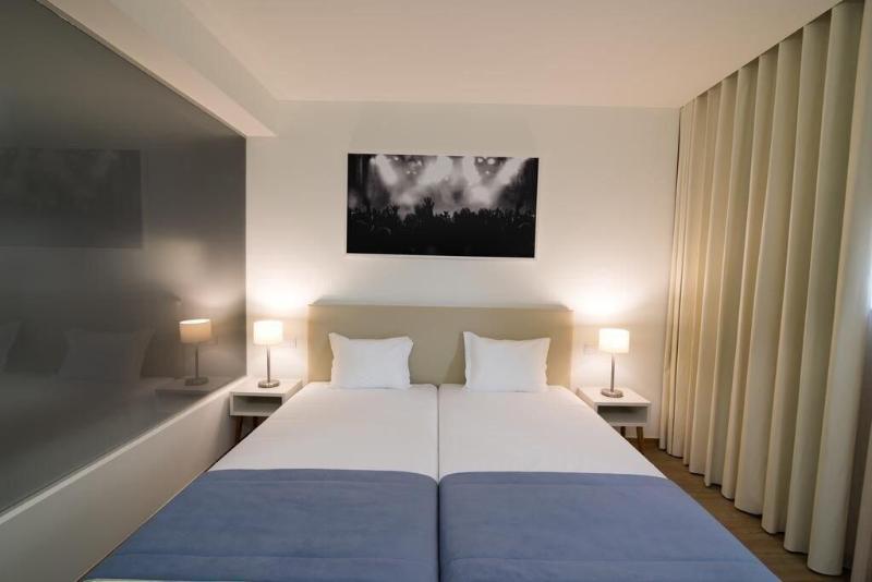 Porto Coliseum Hotel - Oda