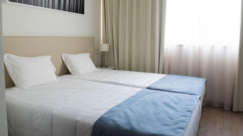 Porto Coliseum Hotel - Oda