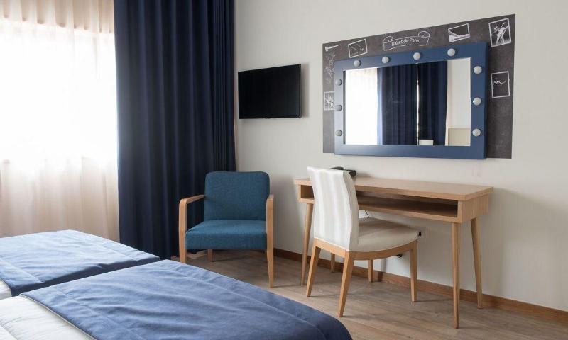 Porto Coliseum Hotel - Oda