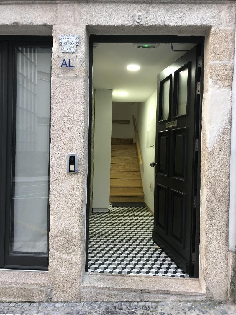 Insitu Trindade - Lobi