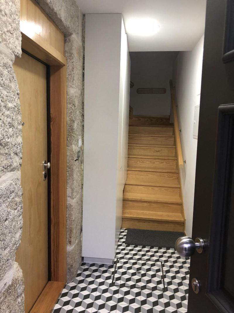 Insitu Trindade - Lobi