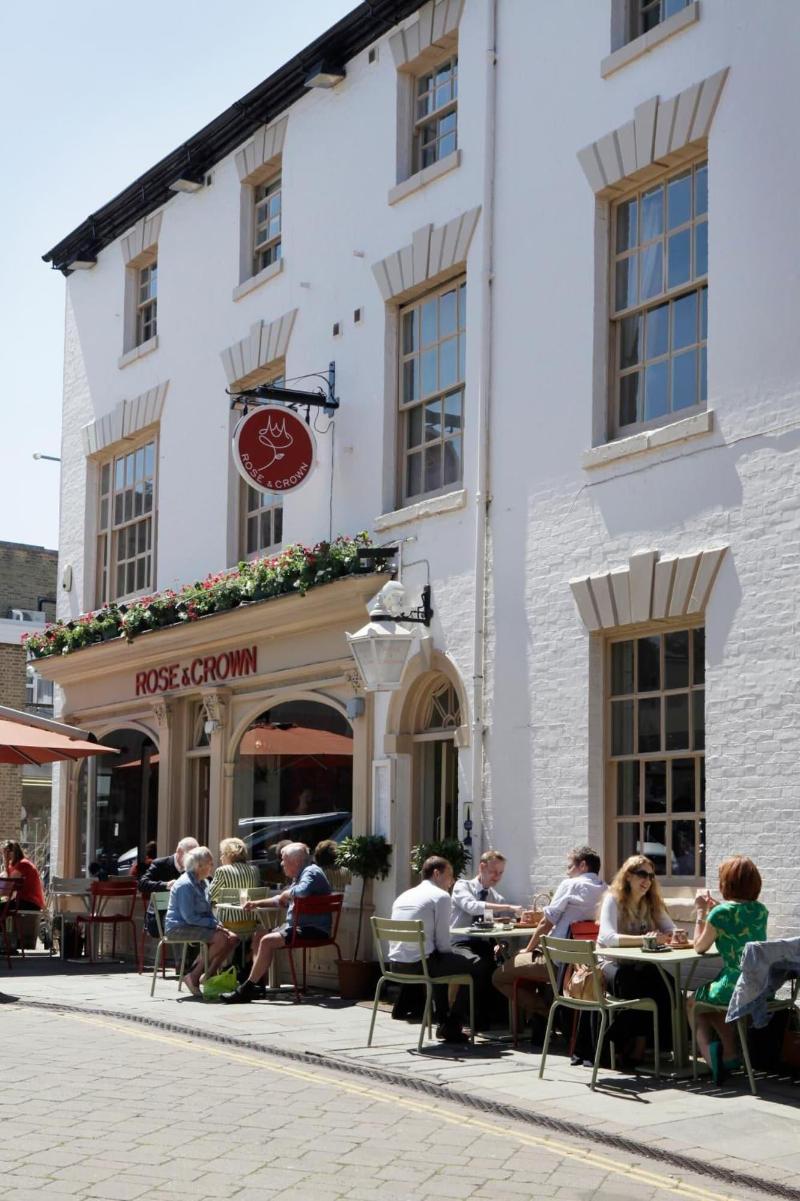Rose & Crown - Genel