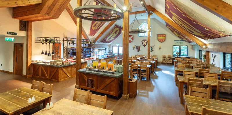 Warwick Castle Hotel and Knight's Village - Restoran