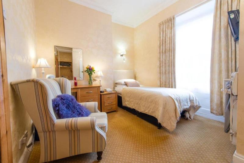 Gwesty'r Marine Hotel & Spa - Oda