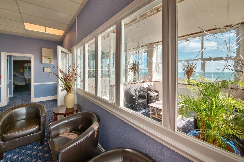 The Channel View Hotel - Genel