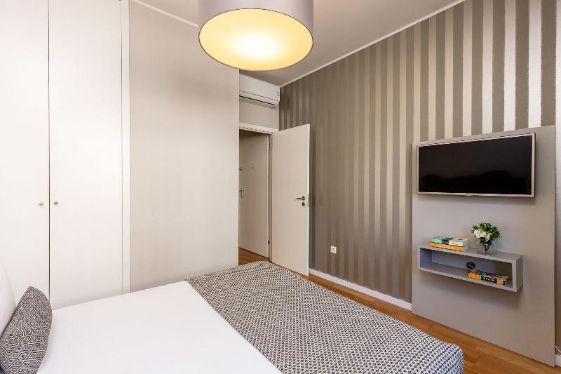 Your Opo Clérigos Apartments - Oda