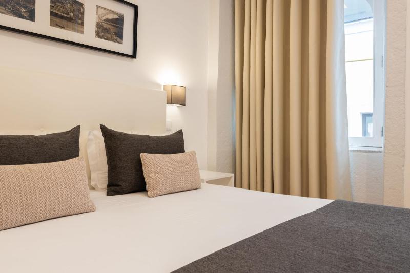 Mystay Porto Batalha - Oda