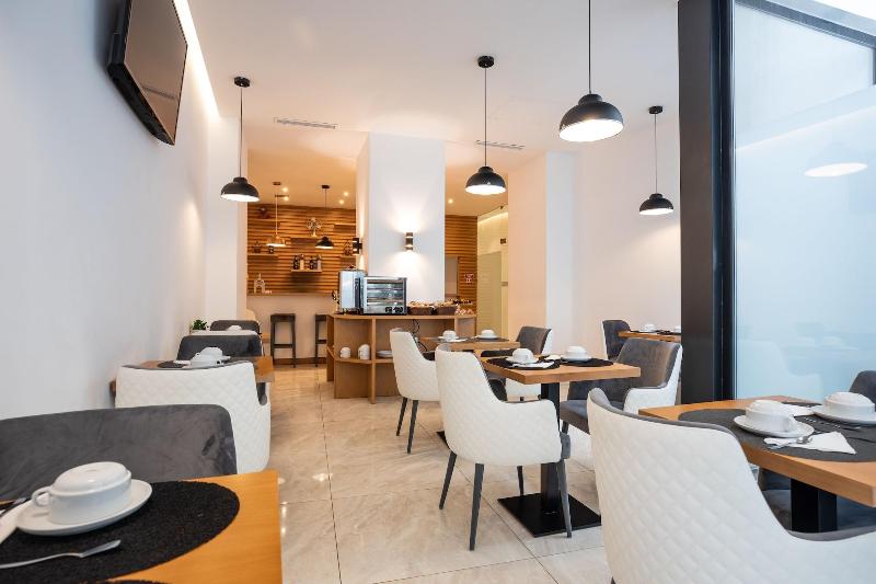 Mystay Porto Batalha - Restoran