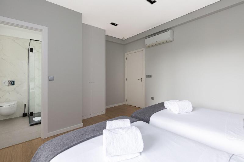 Feel Porto Downtown Townhouses - Oda