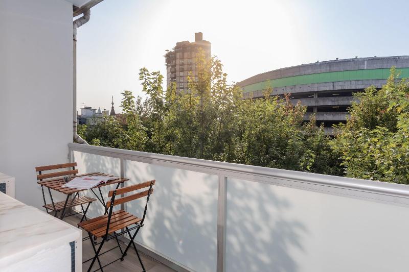 Feel Porto Downtown Townhouses - Teras