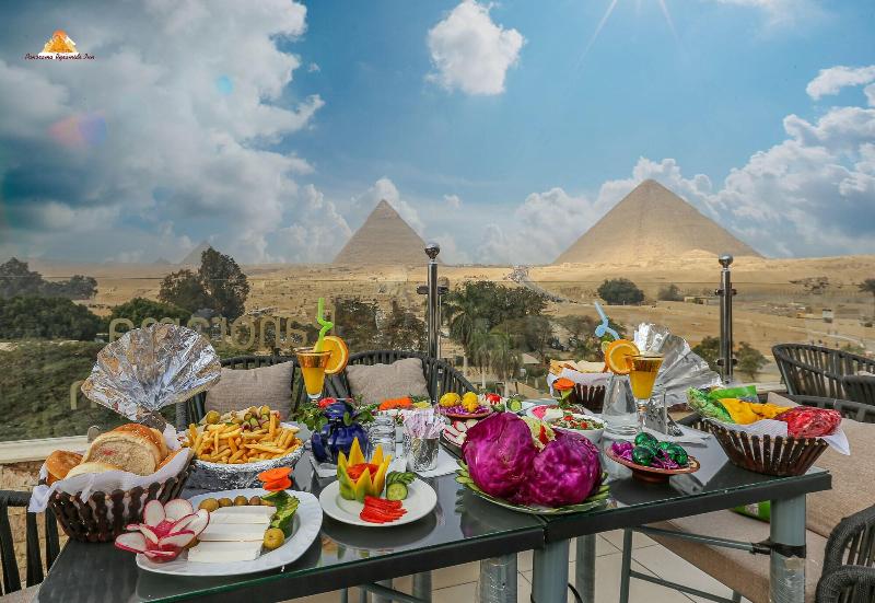 Panorama Pyramids Inn - Teras