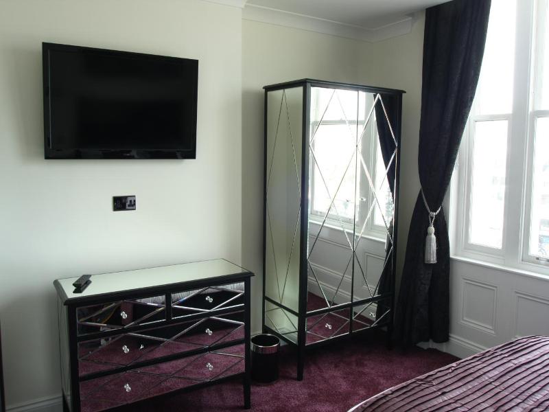 Ship Leopard Boutique Hotel - Genel