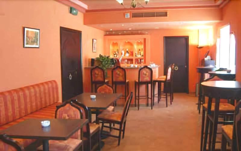 Golden Carven Hotel - Bar