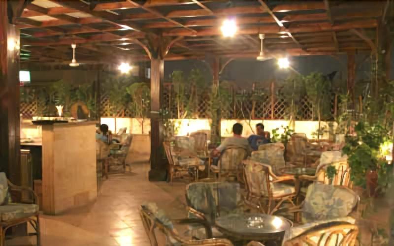 Golden Carven Hotel - Restoran