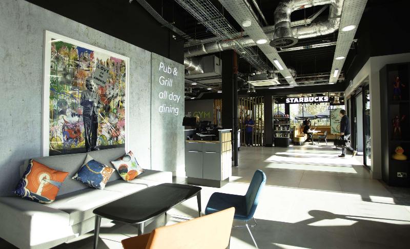 Village Hotel Bristol - Lobi