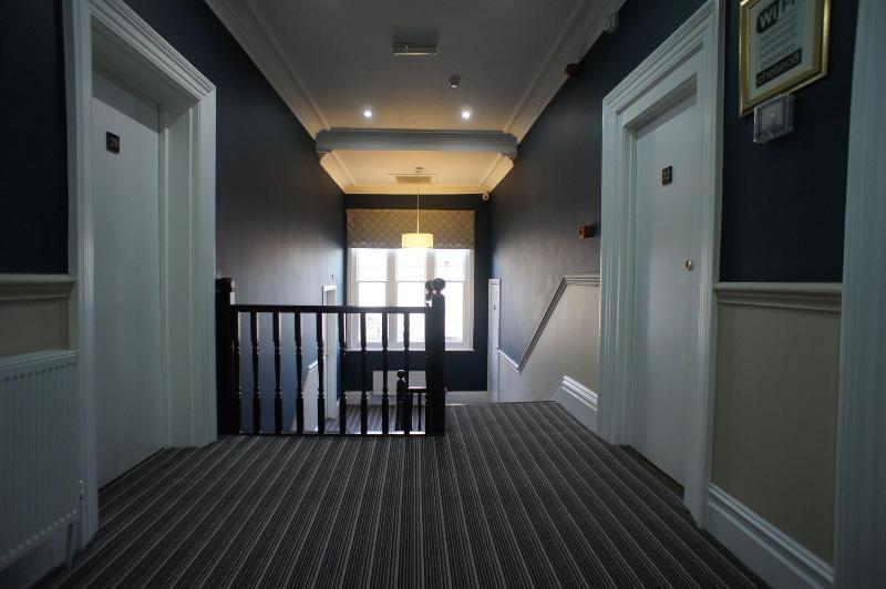 Applewood Hotel - Lobi