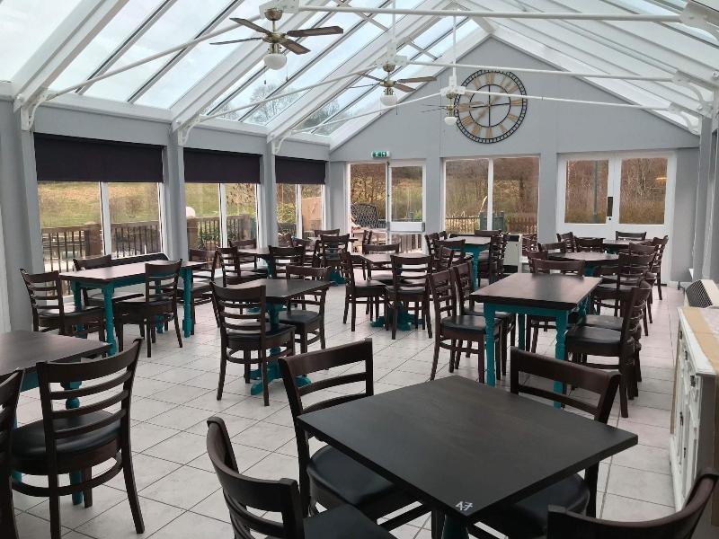 The Riverside Inn - Genel