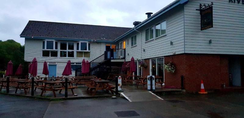 The Riverside Inn - Genel