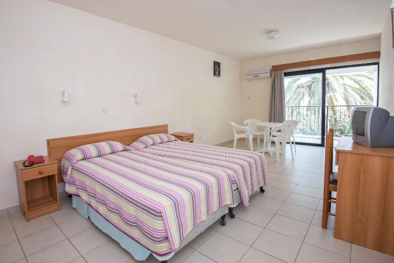 Kkaras Hotel - Oda