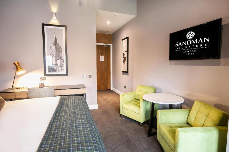 Sandman Signature Aberdeen Hotel - Oda