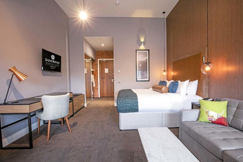 Sandman Signature Aberdeen Hotel - Oda