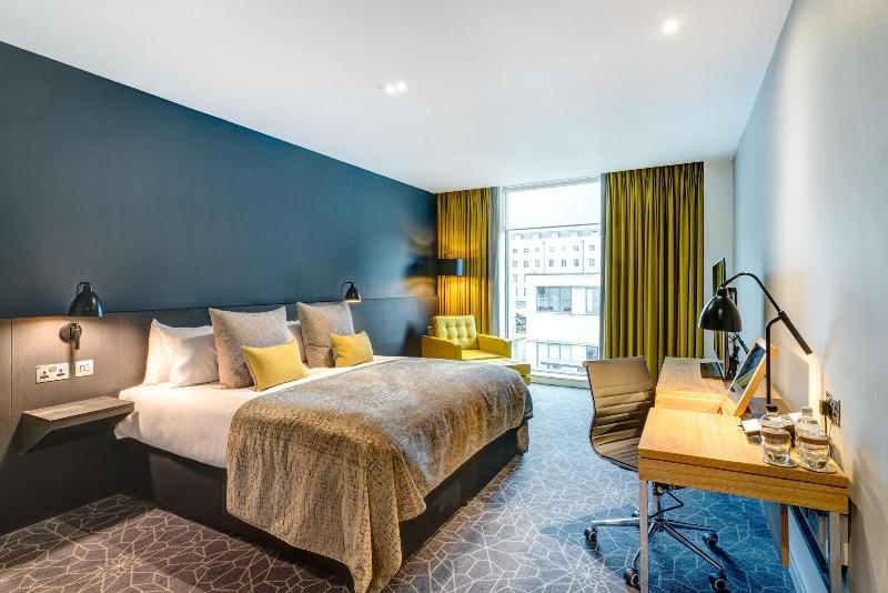 Apex City Of Bath Hotel - Oda