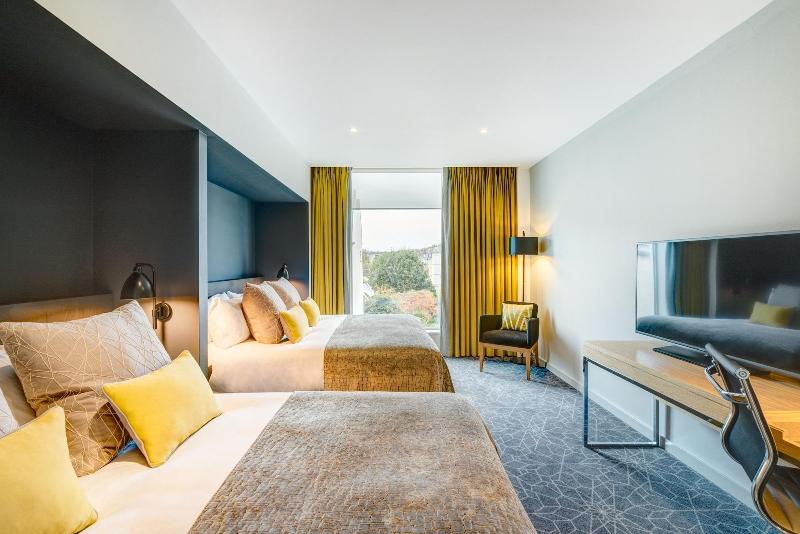 Apex City Of Bath Hotel - Oda
