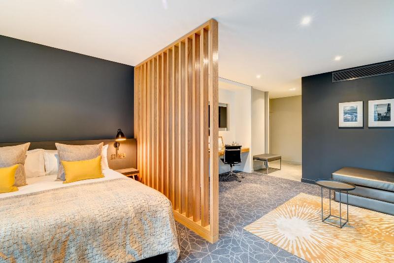 Apex City Of Bath Hotel - Oda