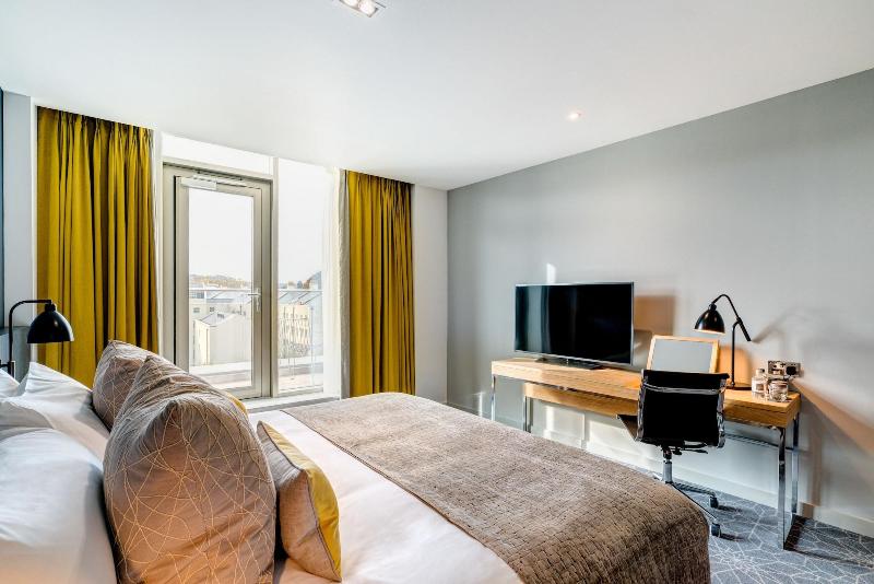 Apex City Of Bath Hotel - Oda