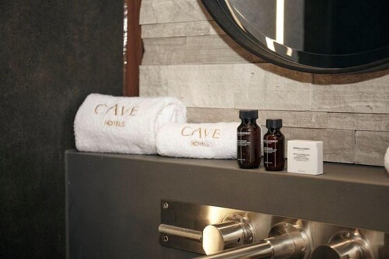 Cave Hotel & Golf Resort - Oda