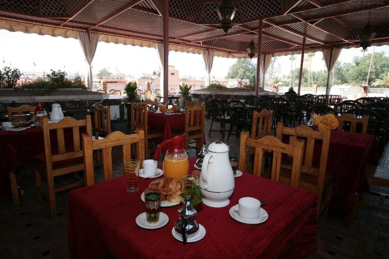 Hôtel Ichbilia - Restoran